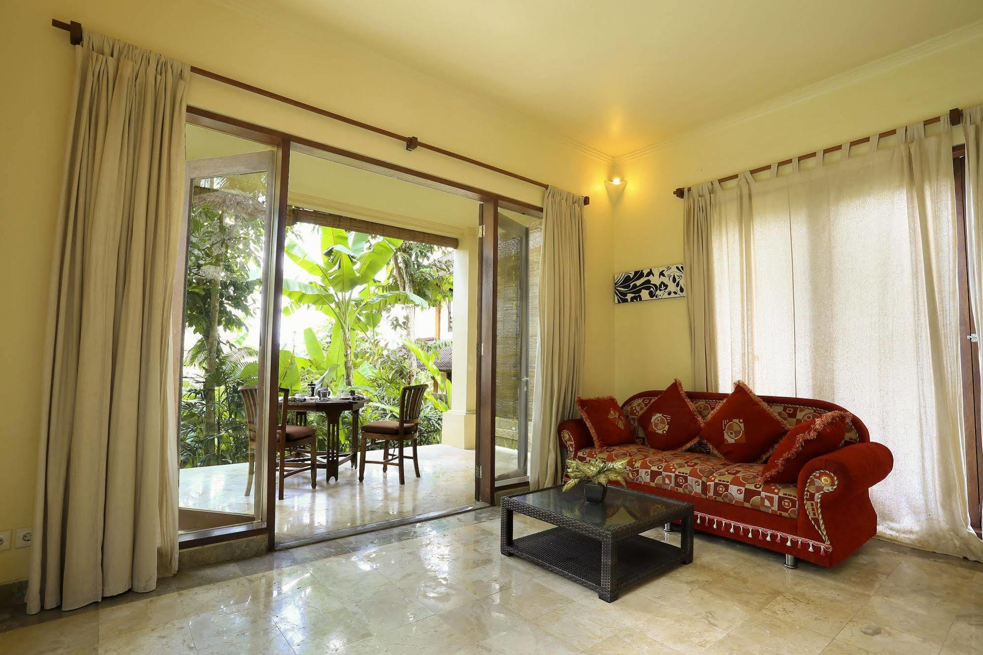 Gayatri Ubud Екстериор снимка