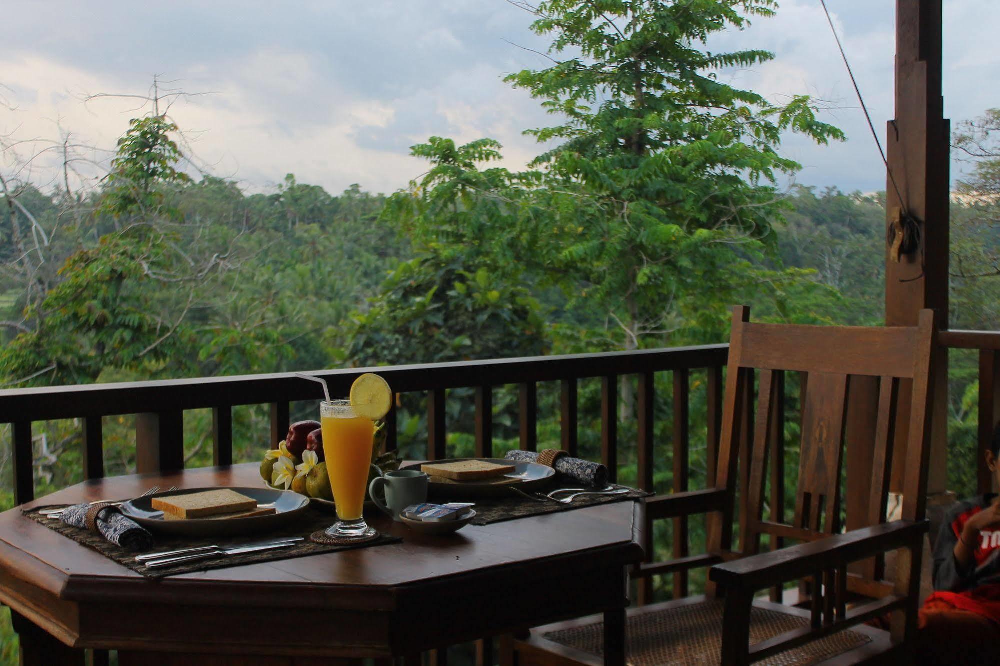 Gayatri Ubud Екстериор снимка